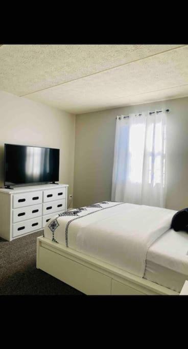 Apartamento Honoray-Kes Monroeville Exterior foto
