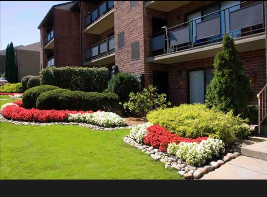 Apartamento Honoray-Kes Monroeville Exterior foto
